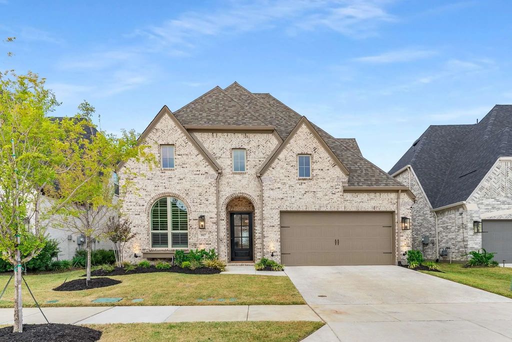 3917 Linear Drive, Celina
