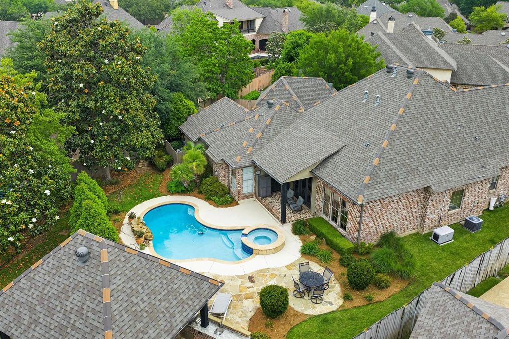 108 Calais Court, Bossier City