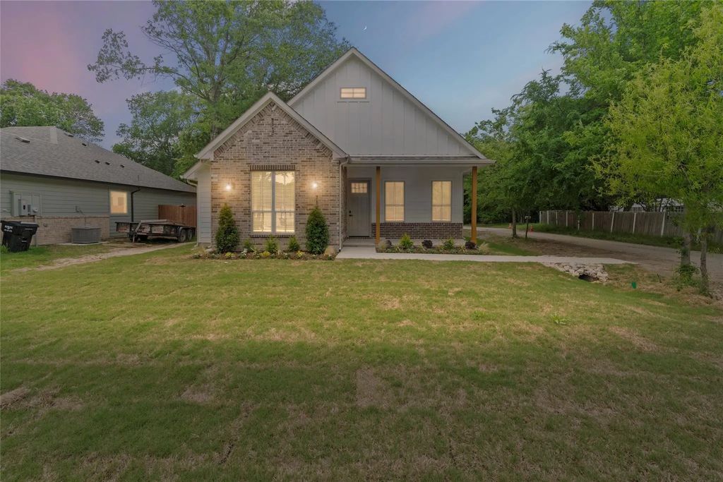 717 Hemlock Drive, West Tawakoni