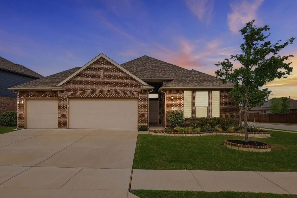 4200 Alyssum Lane, Northlake