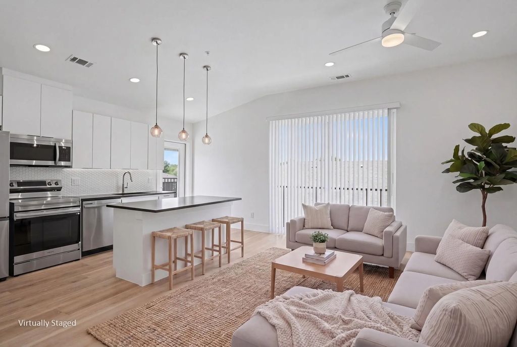 2217 N Fitzhugh Avenue 303, Dallas