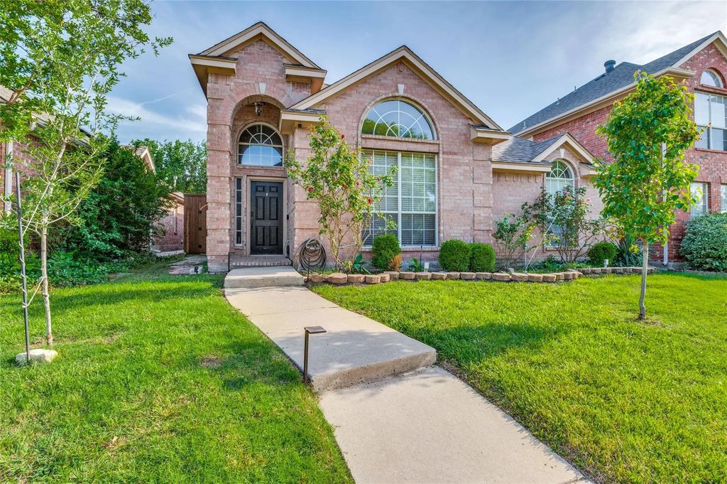 3610 Granbury Drive, Dallas