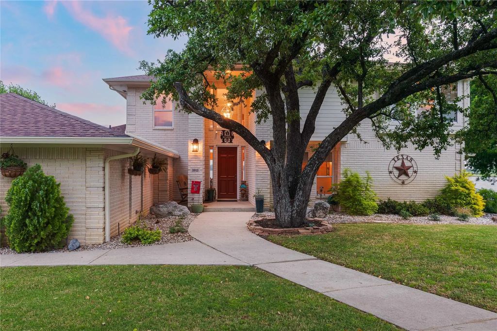 3913 S Shore Circle, Little Elm