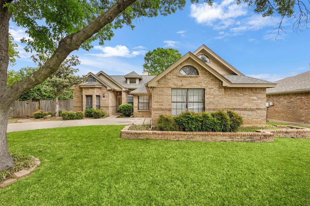 2909 Pitkin Drive, Arlington