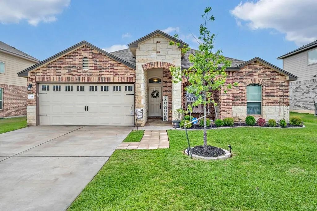 11108 Beckon Falls, Waco