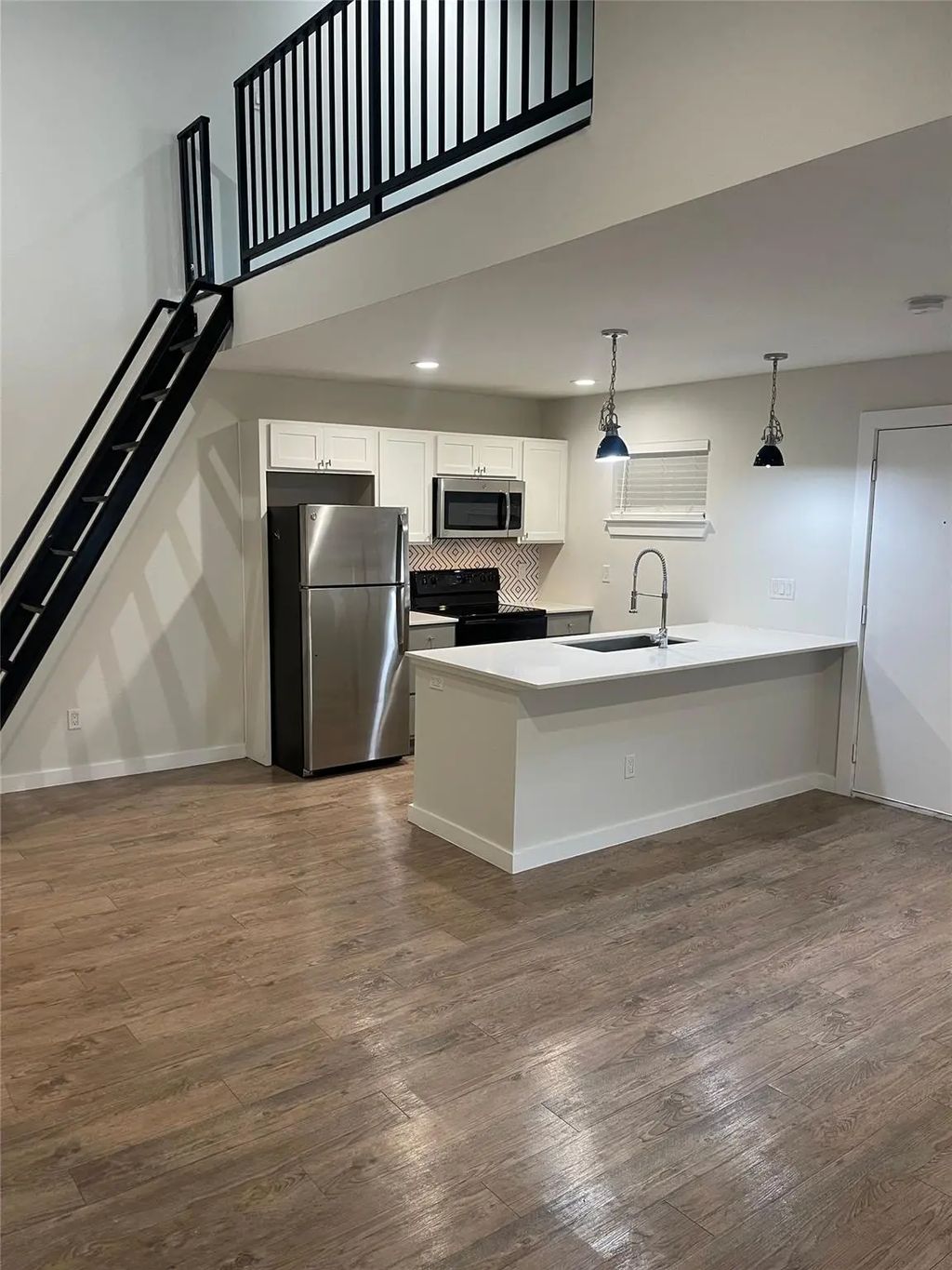 5018 San Jacinto Street 204, Dallas