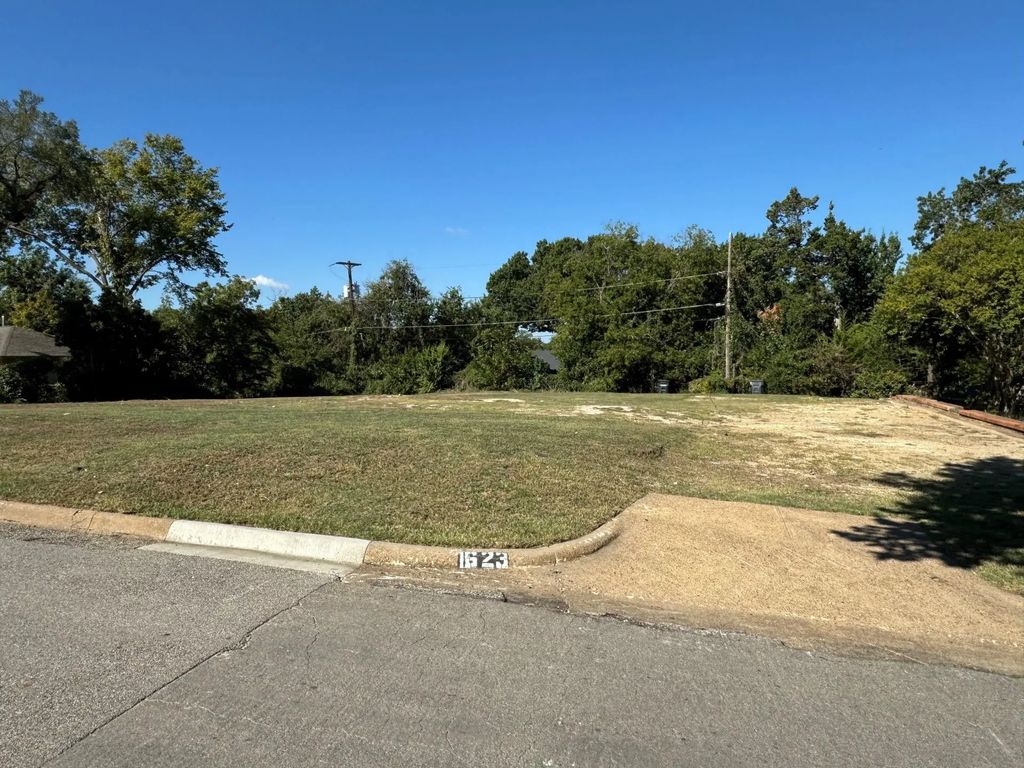 1623 Oak Knoll Street, Dallas