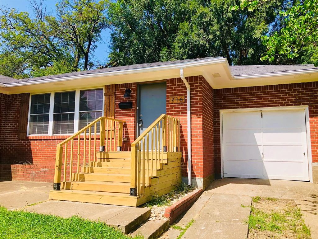 716 Kessler Boulevard, Sherman