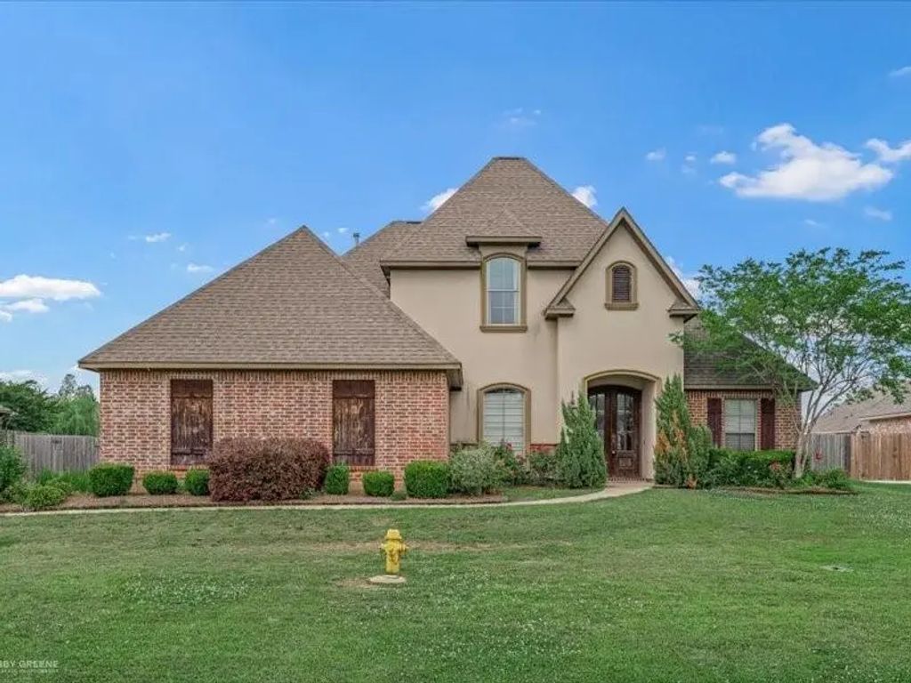 2837 Sunrise Point, Haughton
