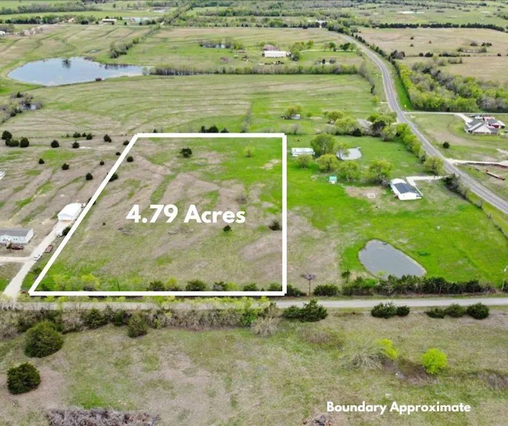 1721 County Road 1027, Celeste