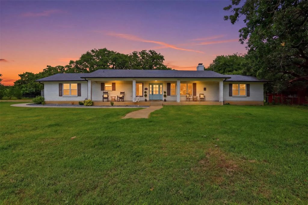 7773 County Road 1200, Grandview