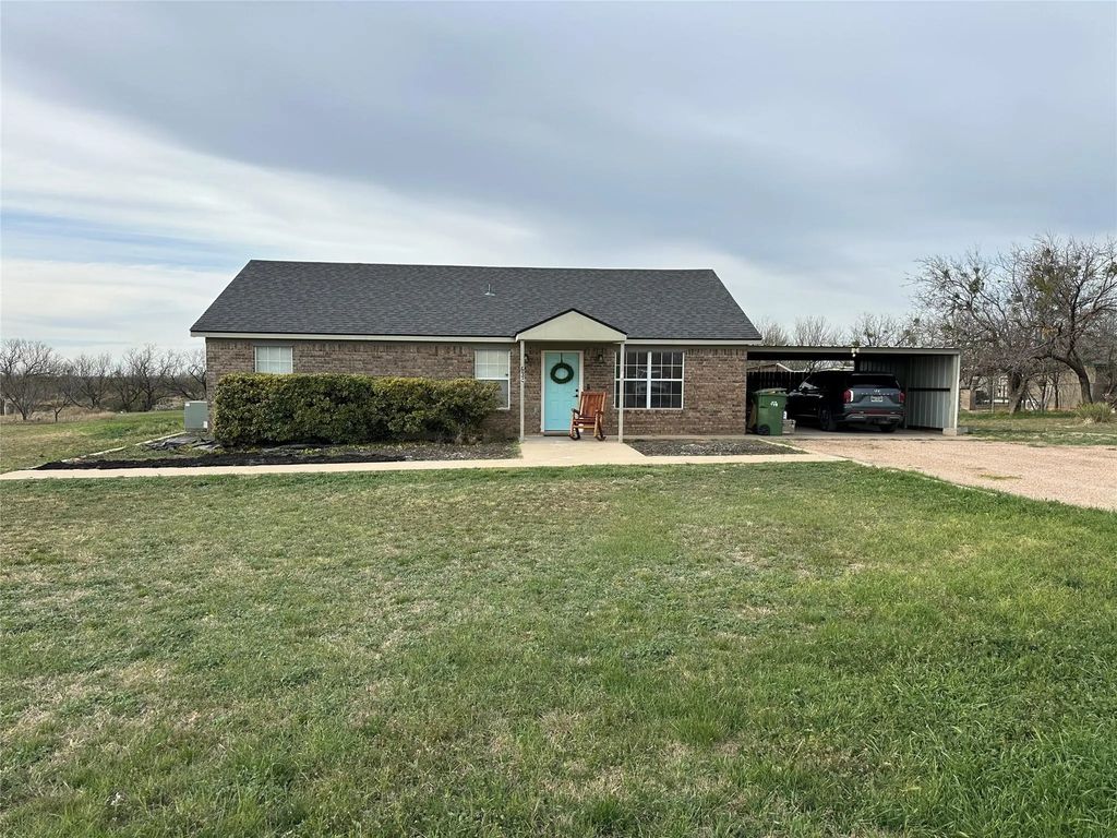 634 Mccartney Lane, Tye