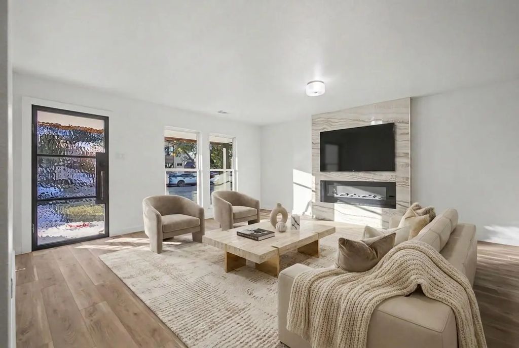 7518 Caillet Street, Dallas