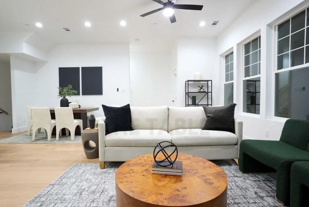 629 N Tyler Street 105, Dallas