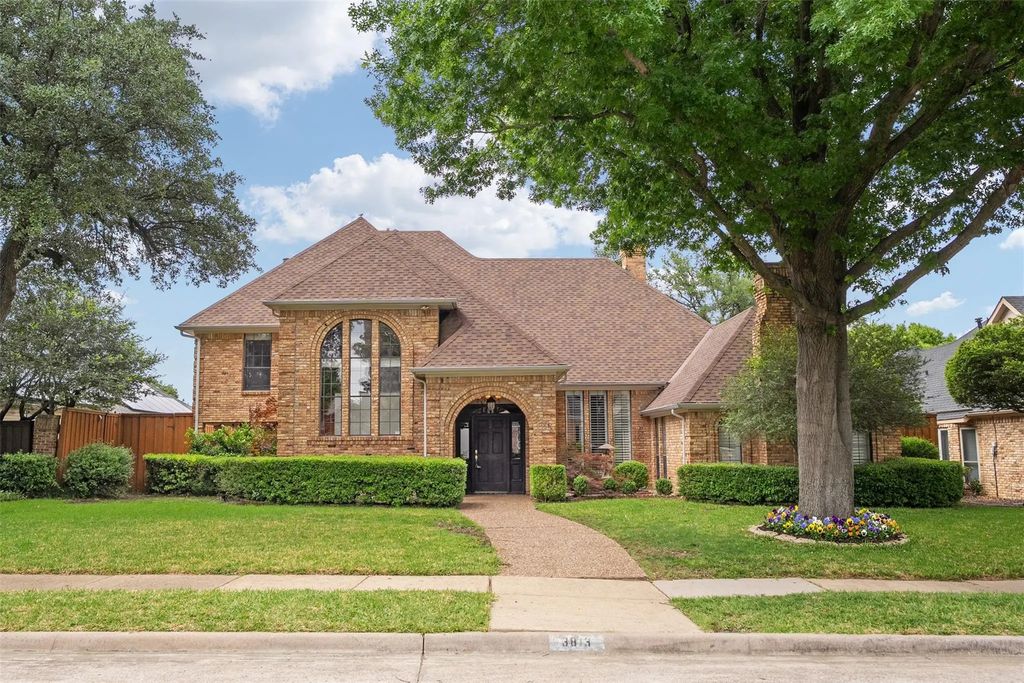 3813 Vicksburg Court, Plano