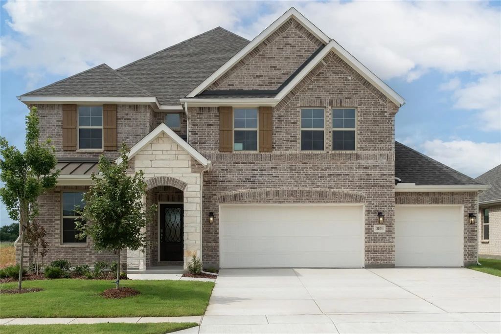 3104 Patrinia Street, Royse City