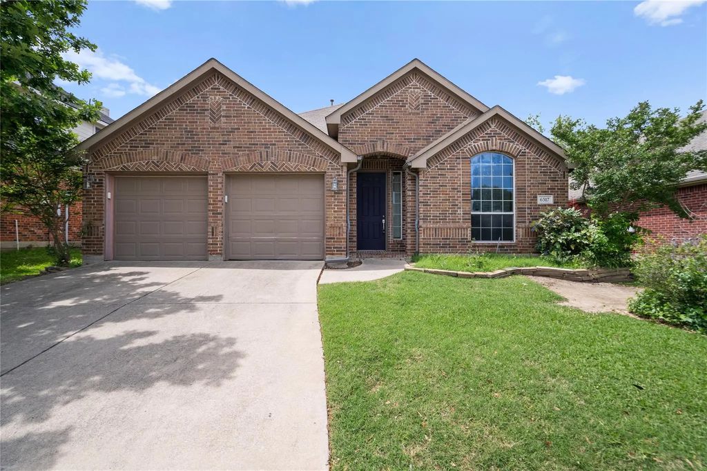 6517 Briar Lake Trail, Sachse