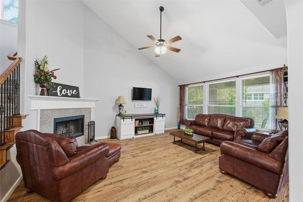1121 Linden Drive, Burleson