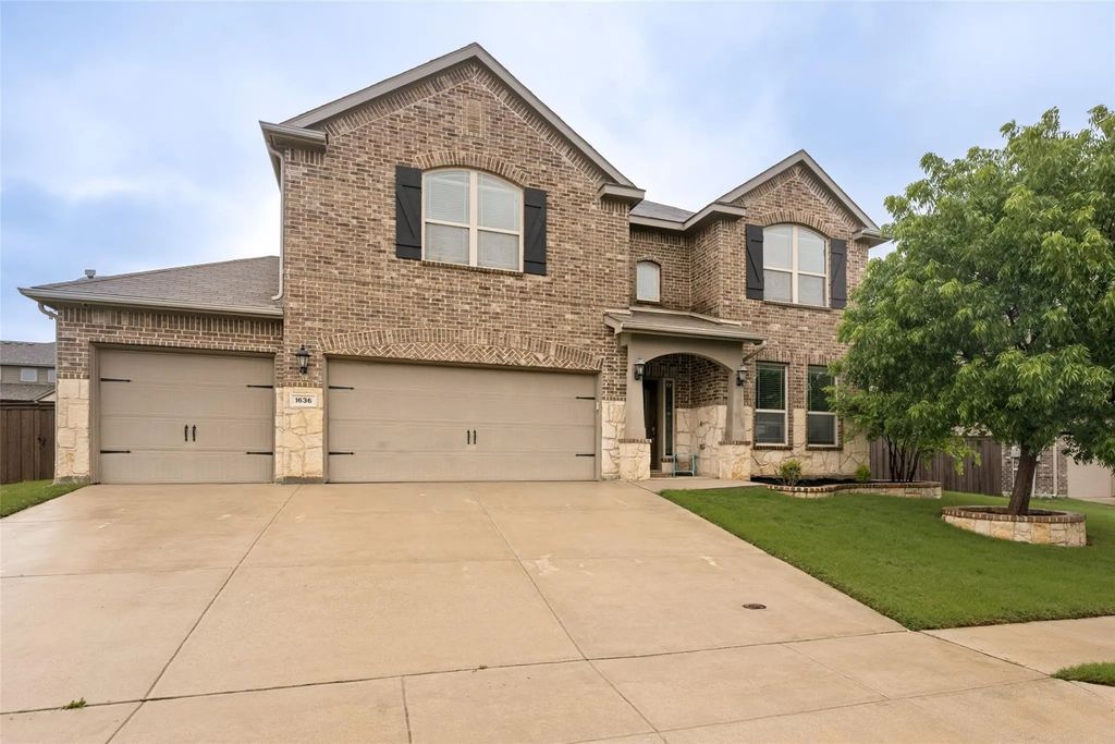 1636 Suncatcher Way, Fort Worth