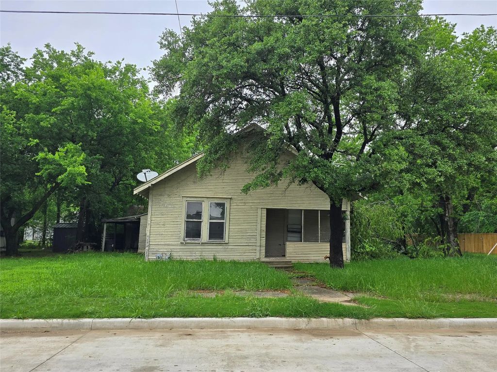 1013 E Tennie Street, Gainesville