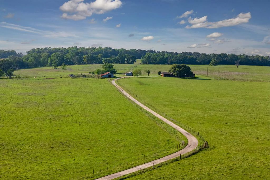 14803 Farm To Market Road 322, Elkhart