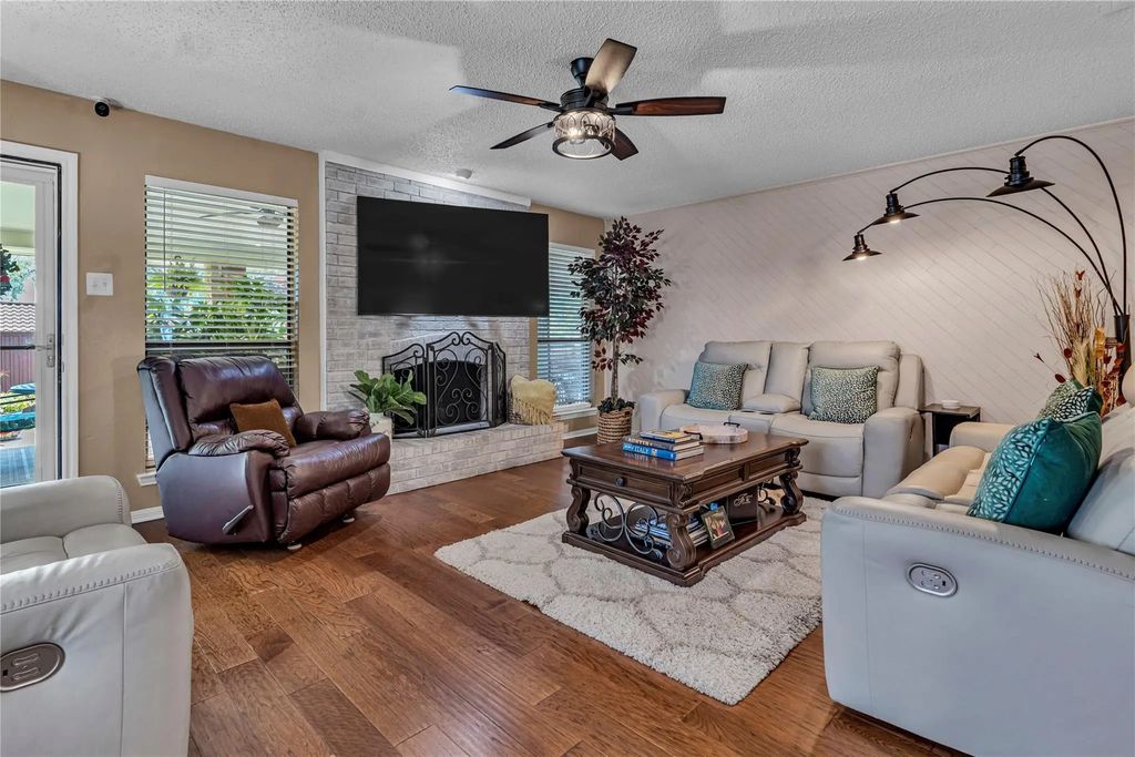 1732 Mayflower Drive, Carrollton