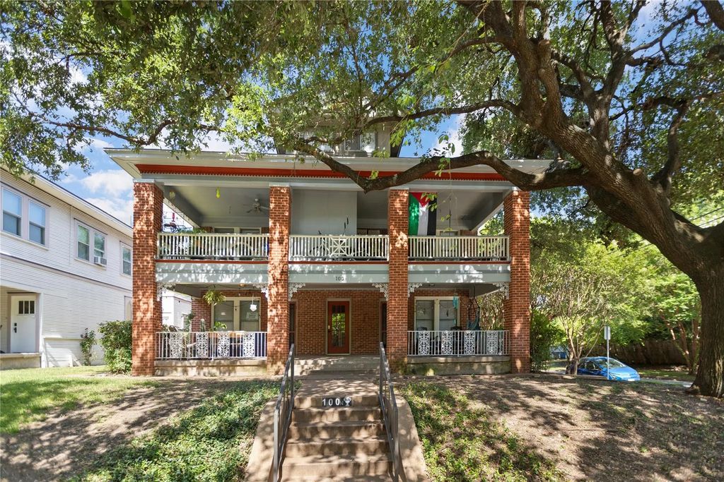 100 N Edgefield Avenue 2, Dallas