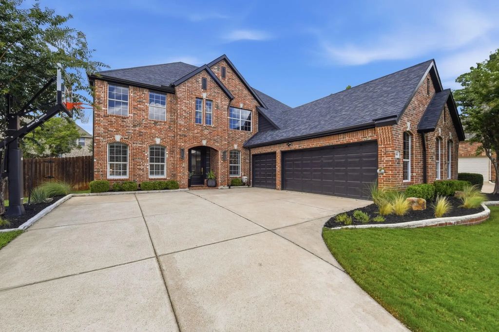 800 Renaissance Court, Keller
