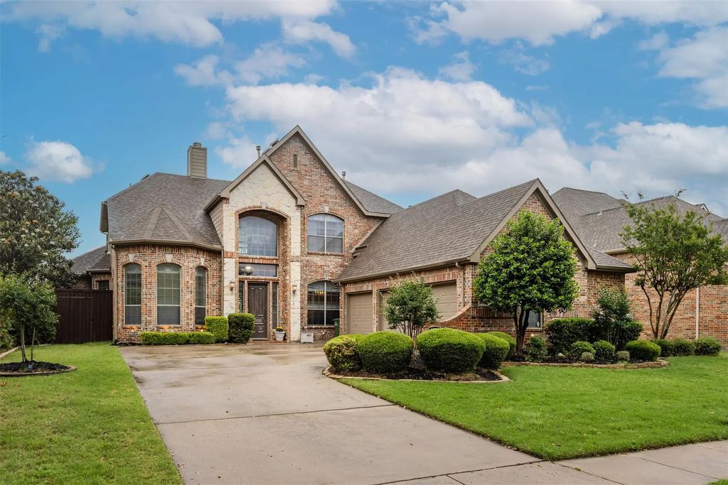1512 Adams, Carrollton