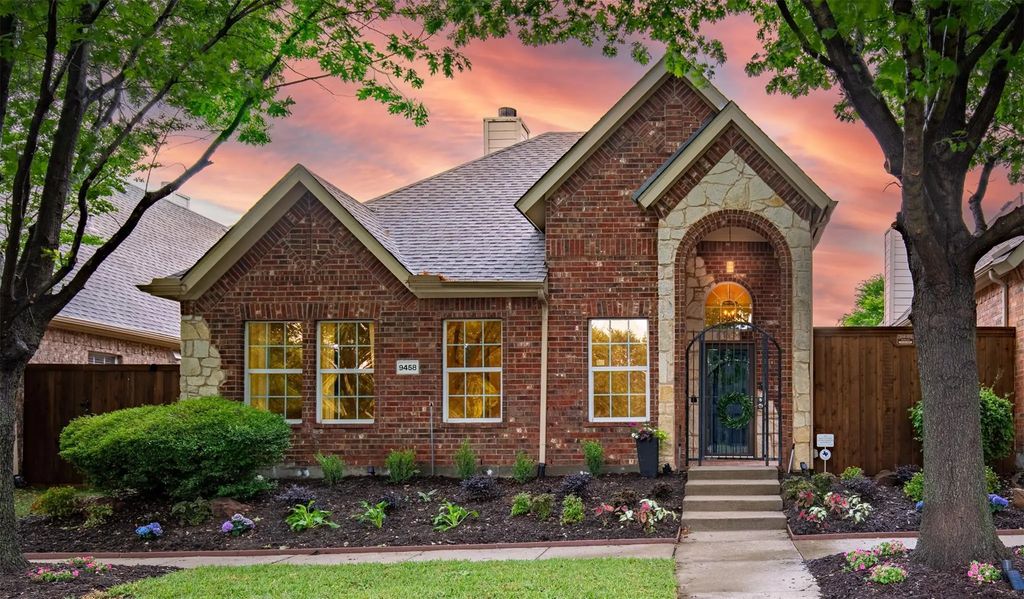 9458 Park Garden Drive, Frisco