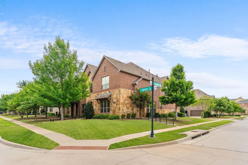 2321 Jameson Lane, McKinney