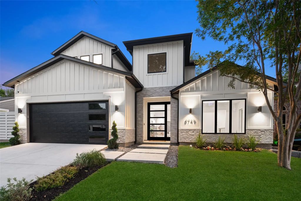8749 Rexford, Dallas