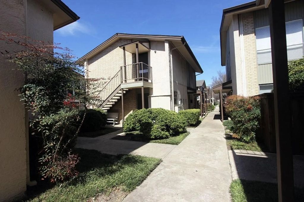 12816 Midway Road 2049, Dallas