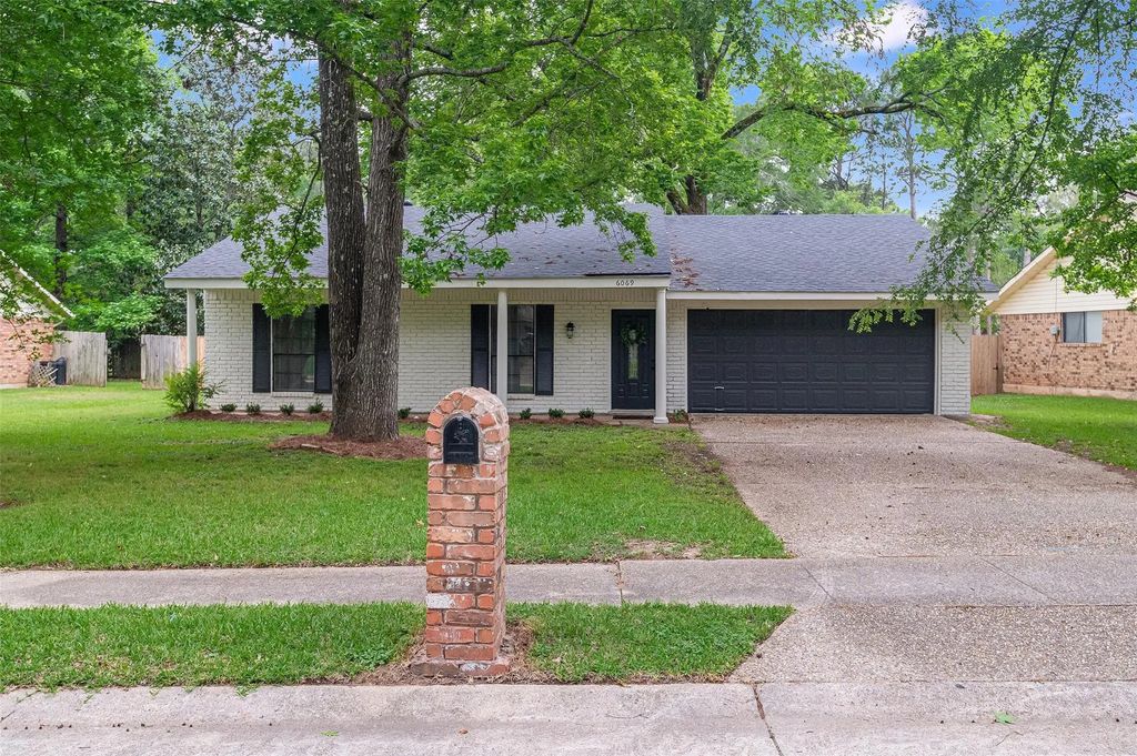6069 Fox Chase Trail, Shreveport