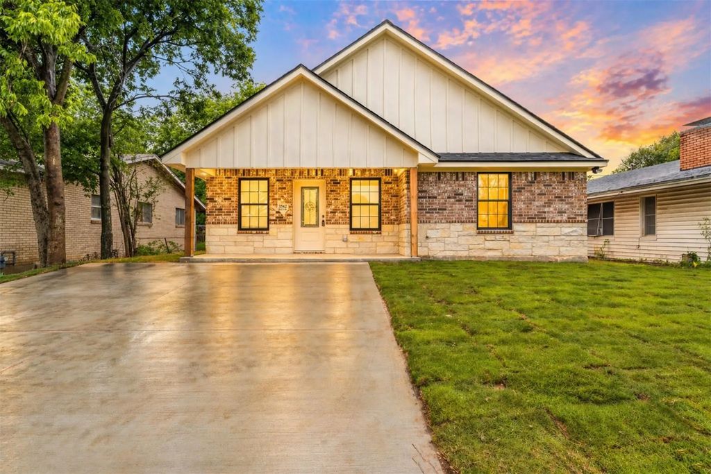 3542 Live Oak Avenue, Waco