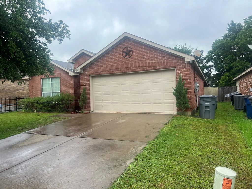 13507 Baldcypress Drive, Dallas