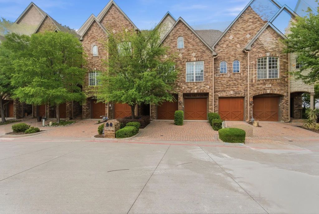 575 Rockingham Drive, Irving