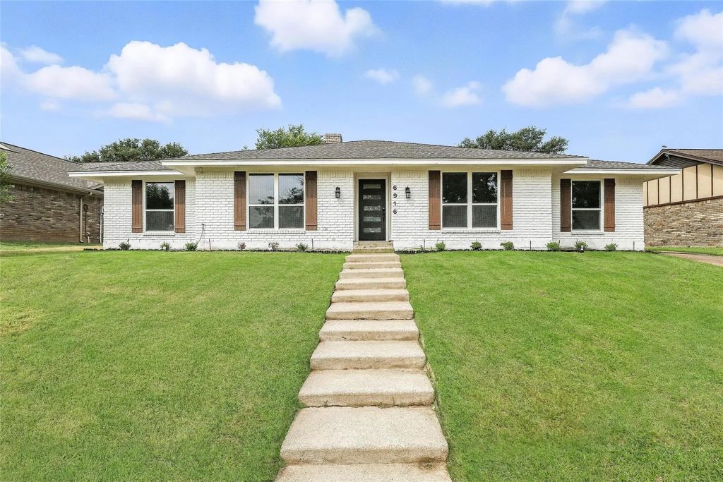 6916 Winchester Place, Fort Worth