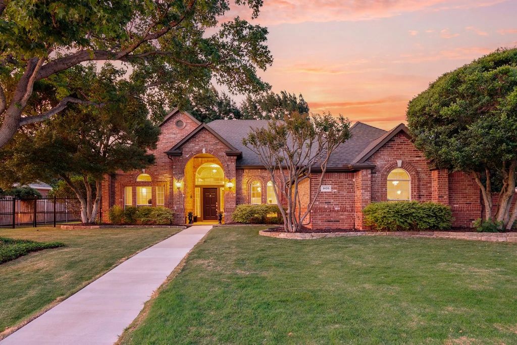 1403 Stone Lakes Drive, Southlake