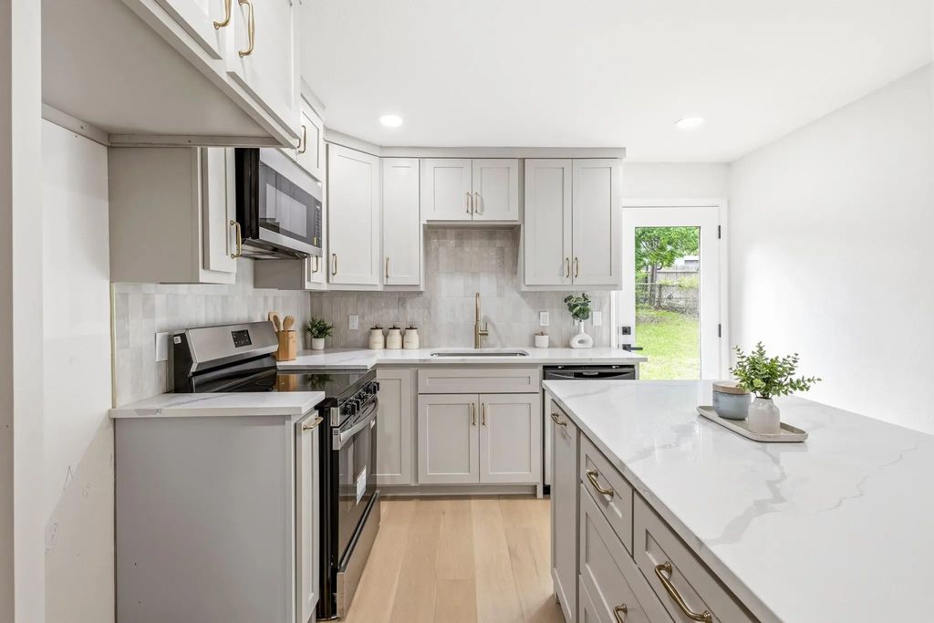 2528 Springvale Drive, Farmers Branch