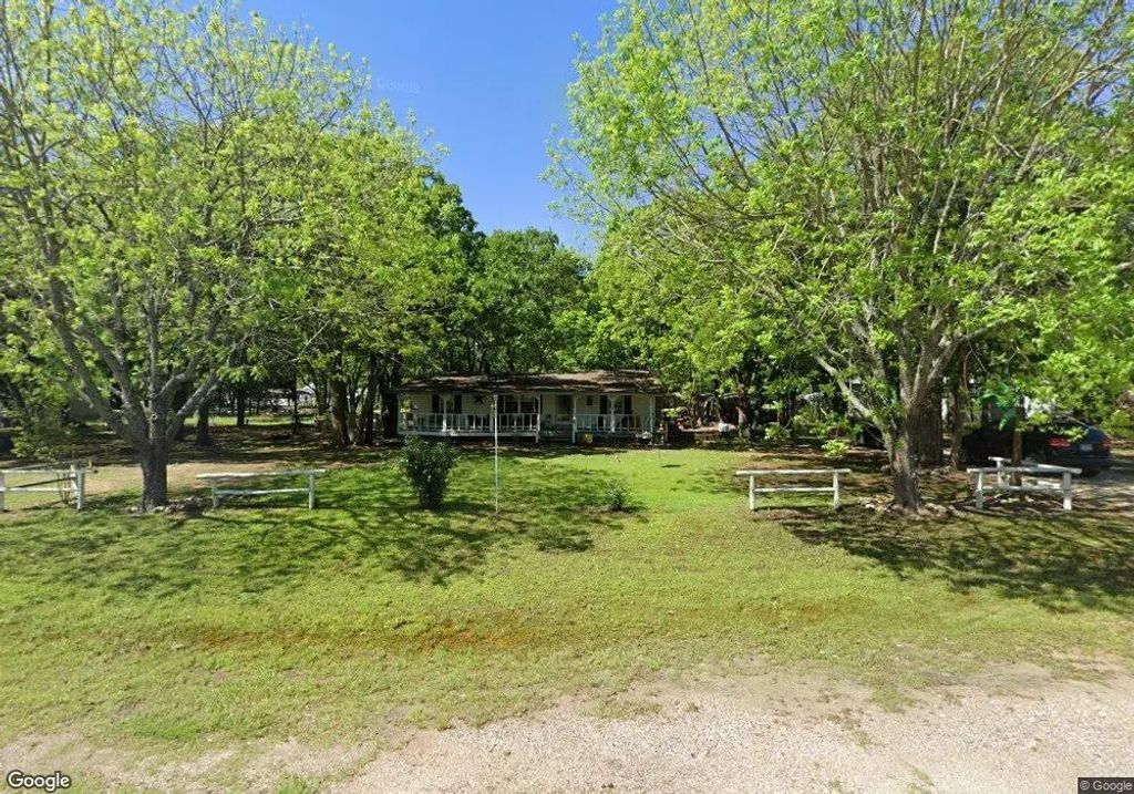 331 Southern Oaks Drive, Streetman
