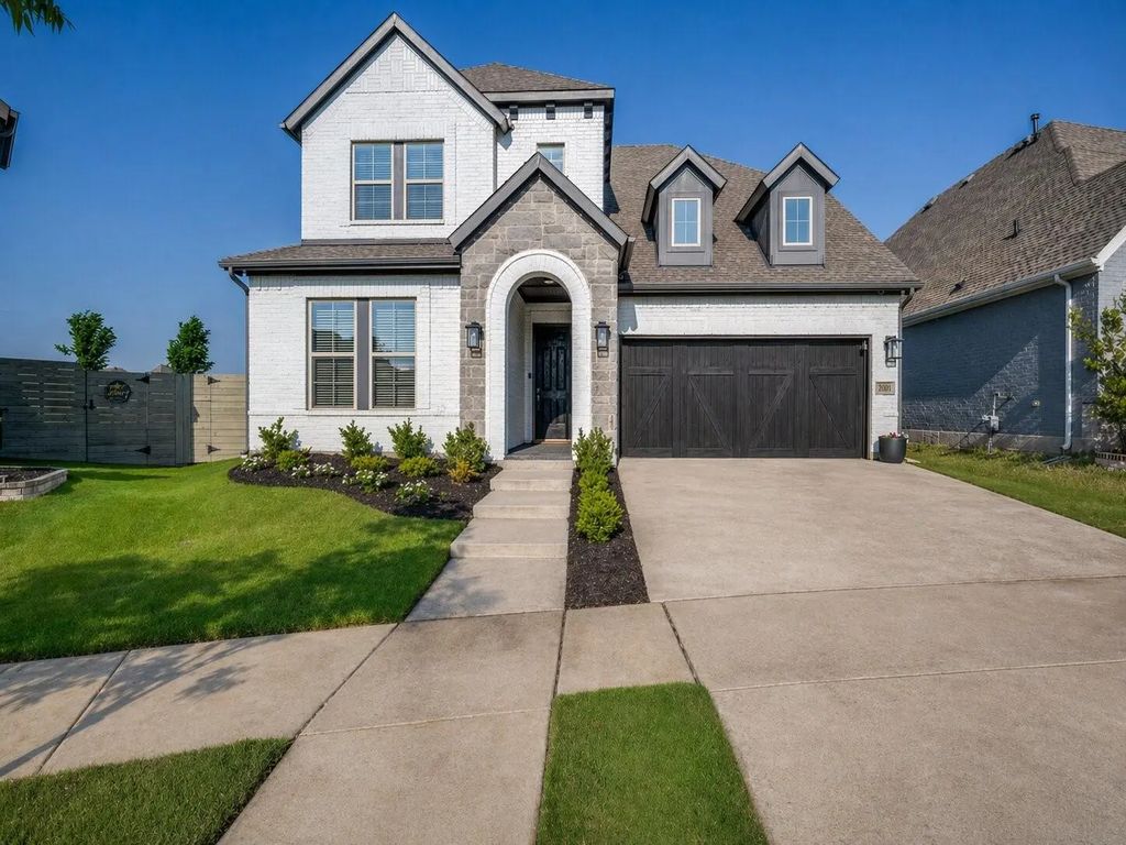 2001 Tremont Drive, Argyle
