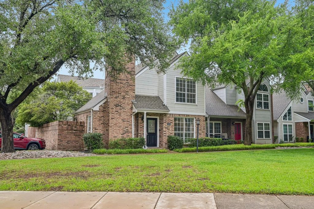 17905 Windflower Way 107, Dallas