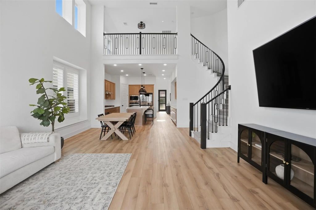 4719 Honeysuckle Court, Aubrey