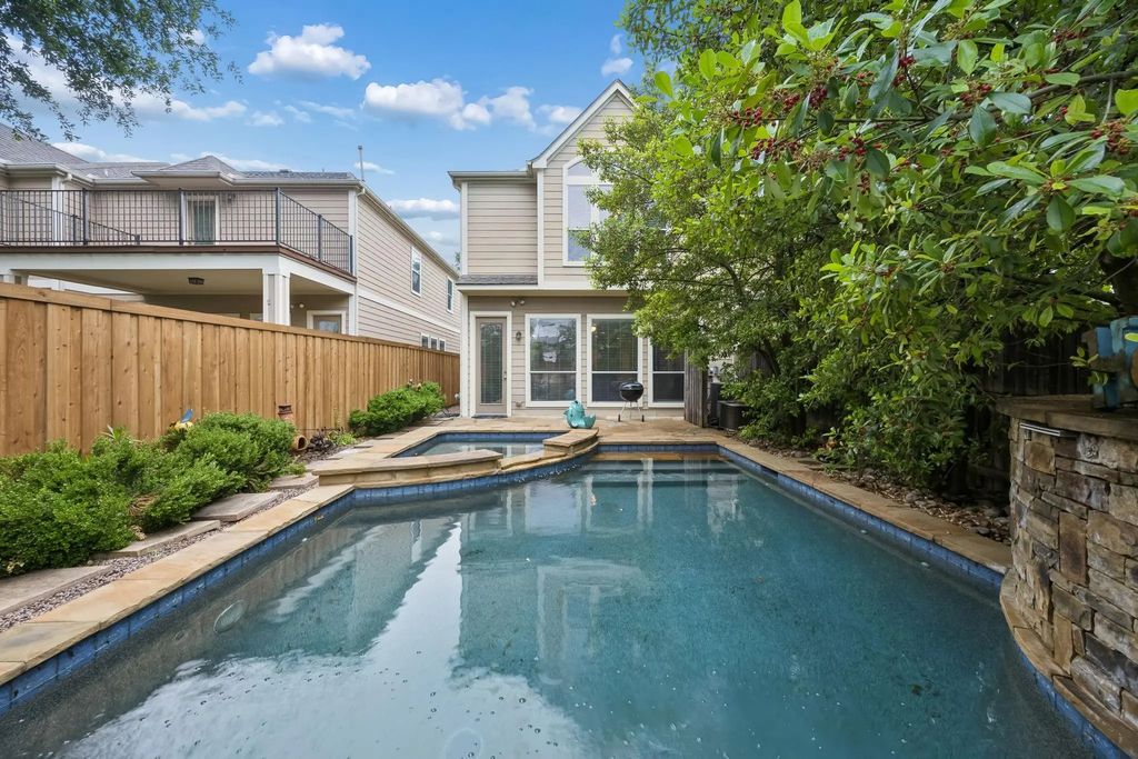 4415 W University Boulevard, Dallas