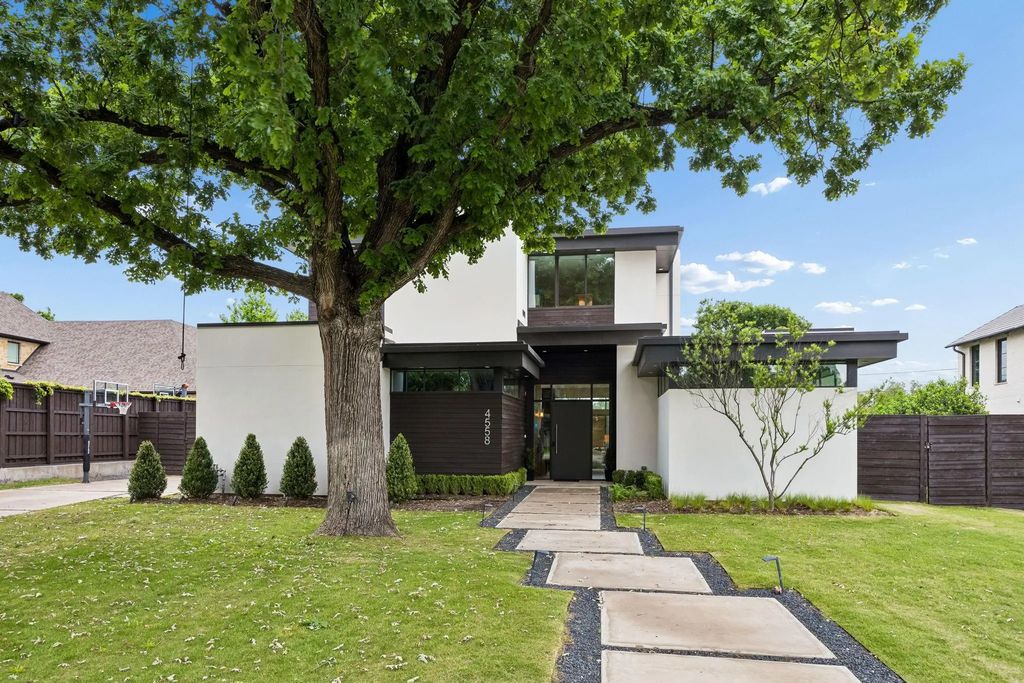 4558 Ridge Road, Dallas