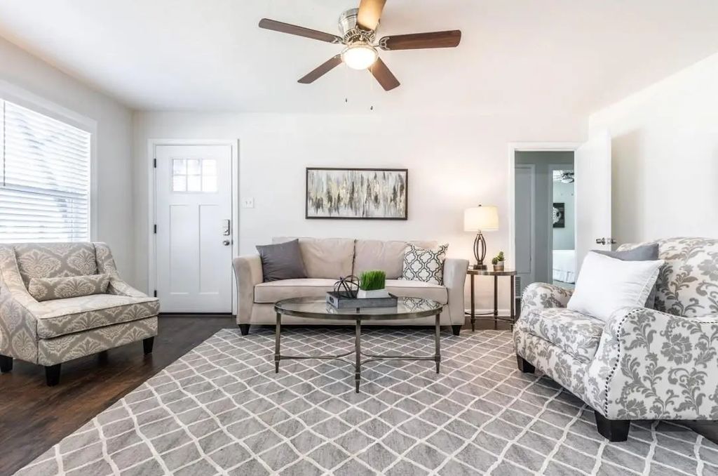 2134 Fenwick Drive, Dallas