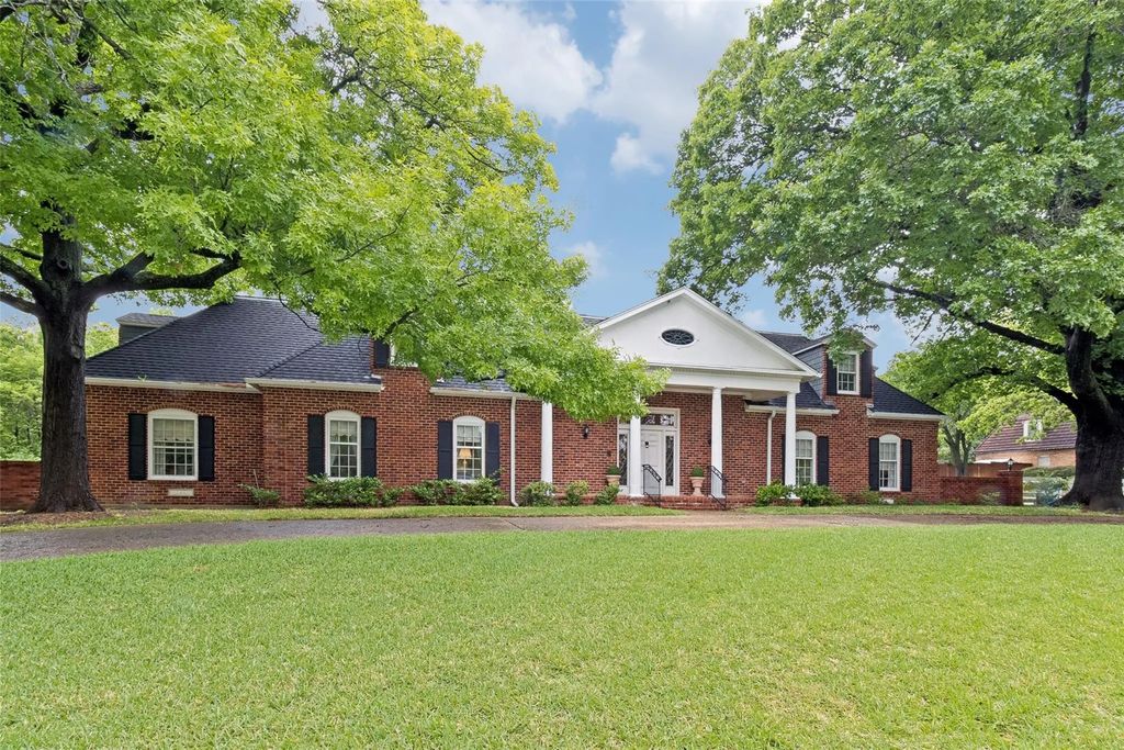 6555 Dartbrook Drive, Dallas