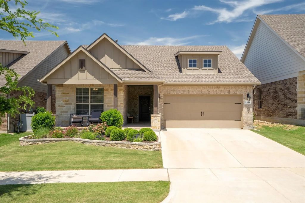 2328 Shorthorn Drive, Northlake