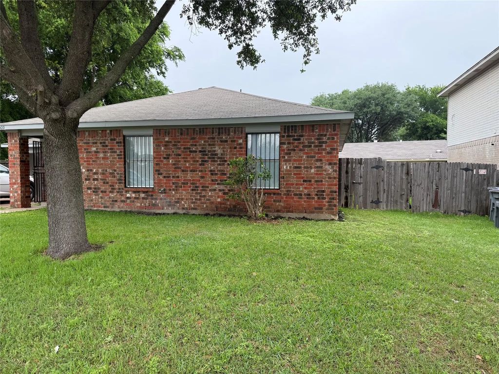 3015 Flask Drive, Dallas